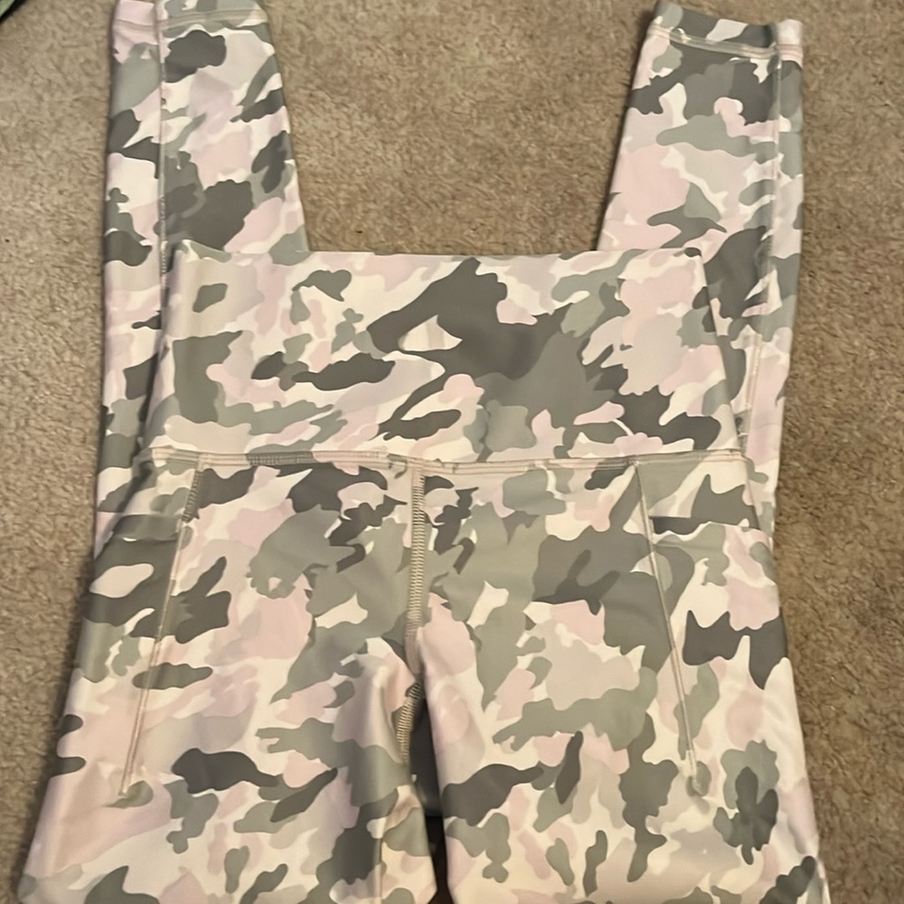 Athleta extra extra small leggings with side pockets